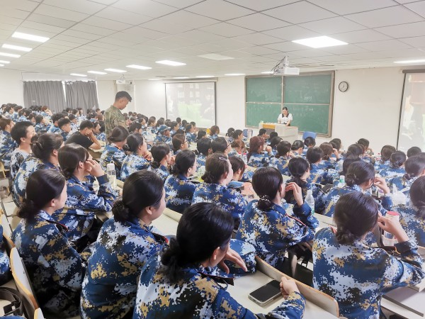2023新生入馆教育3_副本.jpg 2023新生入馆教育3_副本.jpg
