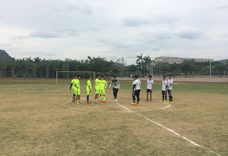 开球.jpg 开球.jpg