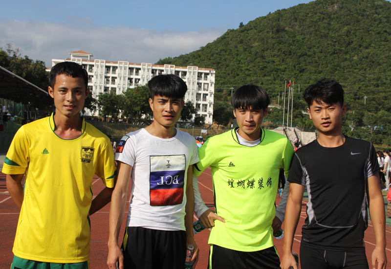 汽车系男子团体冠军1.jpg 汽车系男子团体冠军1.jpg