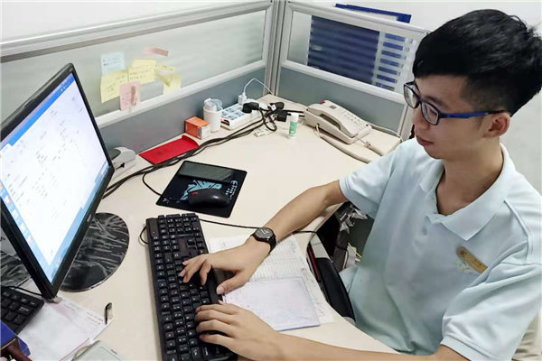 阿罗哈团队财务部实习生林升楠_副本_副本.jpg 阿罗哈团队财务部实习生林升楠_副本_副本.jpg