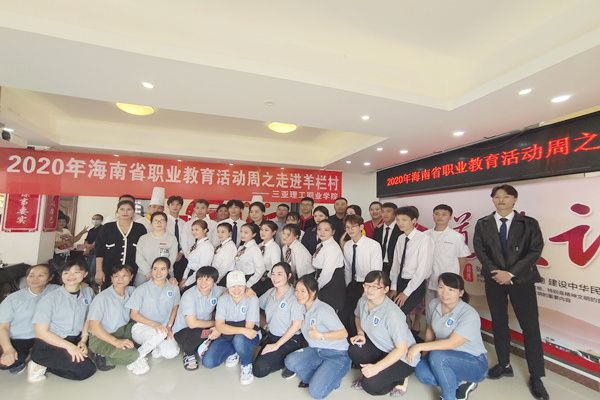 图片 12.jpg 图片 12.jpg