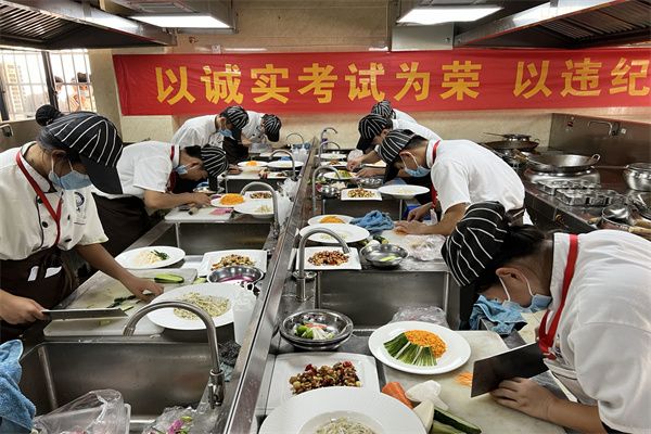 图片 16.jpg 图片 16.jpg