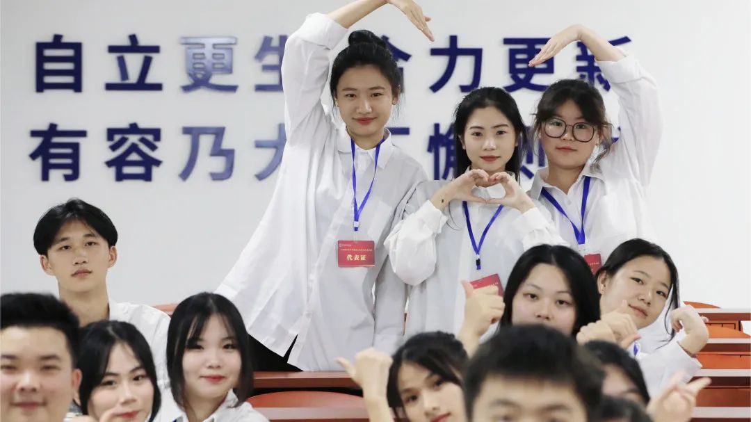 微信图片_20230615201612.jpg 微信图片_20230615201612.jpg