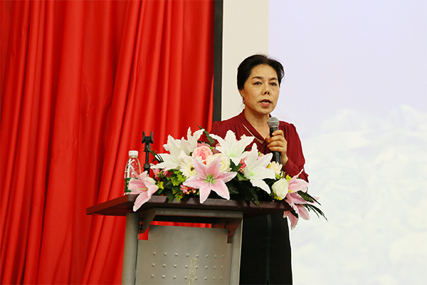 特写2副本.jpg 特写2副本.jpg