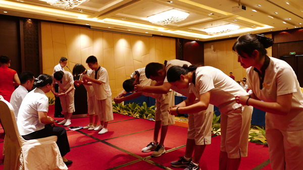 5 2017�������⾫Ӣ�ࡱ��ʦ��ʽ_����.jpg