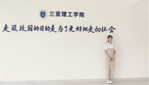 ������ѧ��ϵ�С��ഺ����Ŭ����ģ�� (1).jpg