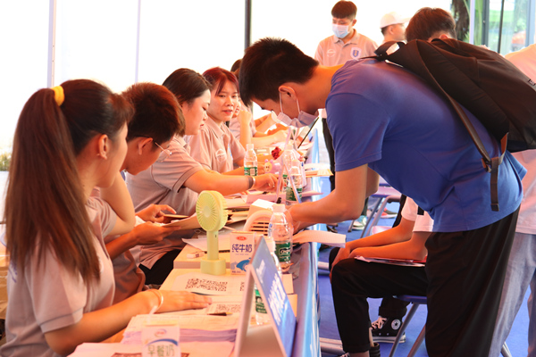 20200927ӭ㣬2020ͬѧ??(13).JPG